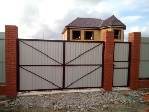 Забор с воротами и калиткой 90 метров фото в Павлово