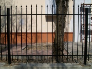 Сварные заборы с бетонированием столбов 15 соток фото недорого под ключ